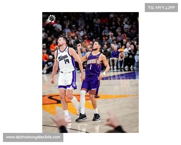 德文·布克领衔太阳队再度杀入季后赛持续展现顶级篮球实力